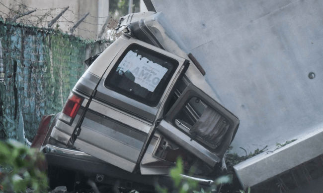 Vecinos dijeron que personas acababan de salir del auto. Foto: Mario Jasso / Cuartoscuro.com.