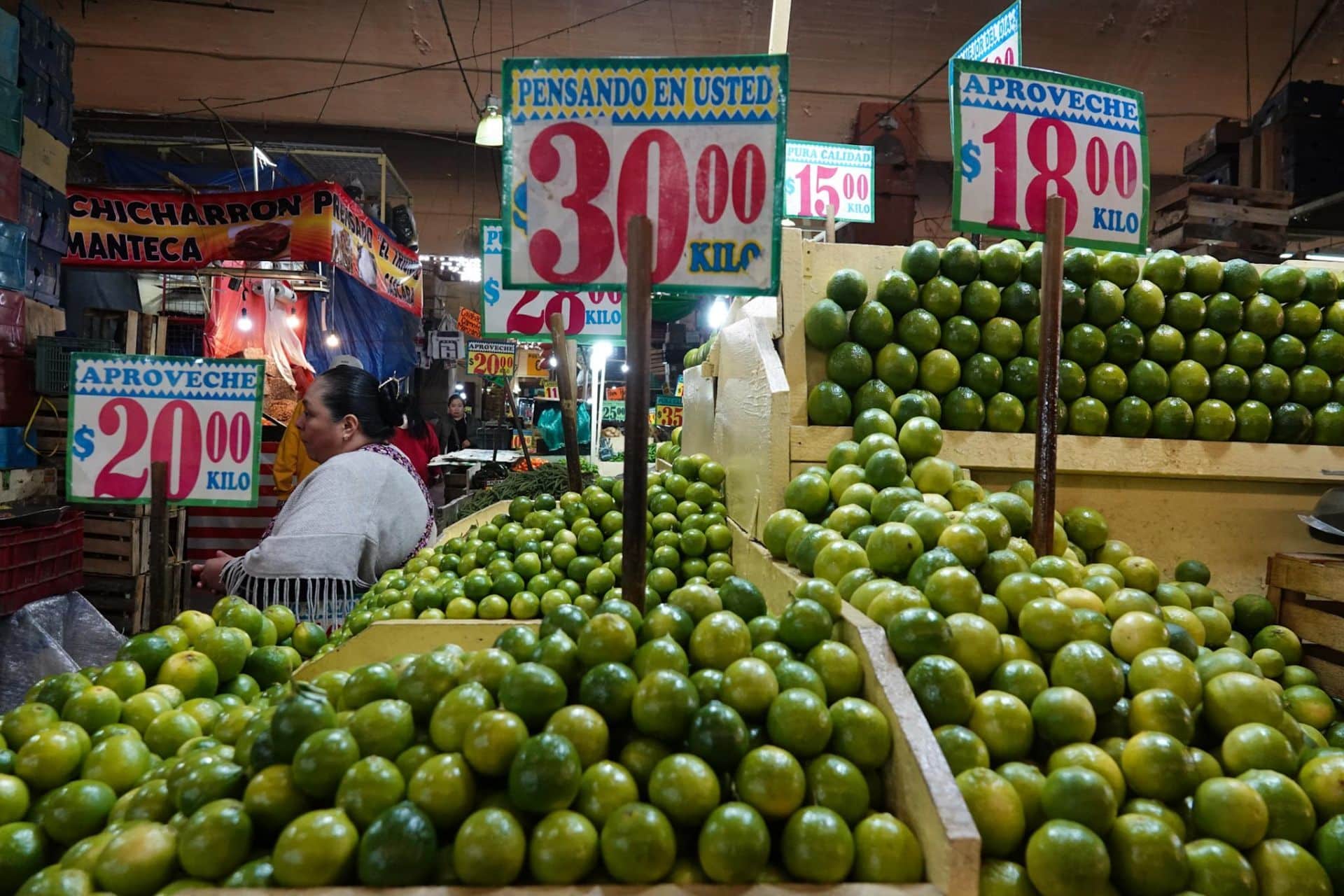 El cobro de extorsión a productores limones tuvo efecto en el alza de precios por kilo en los limones. (Cuartoscuro)