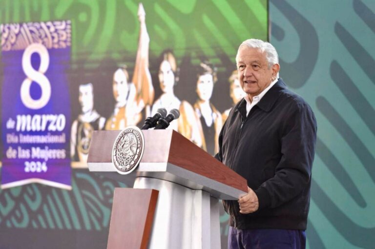 AMLO Mañanera en Michoacán. (Cuartocuro)