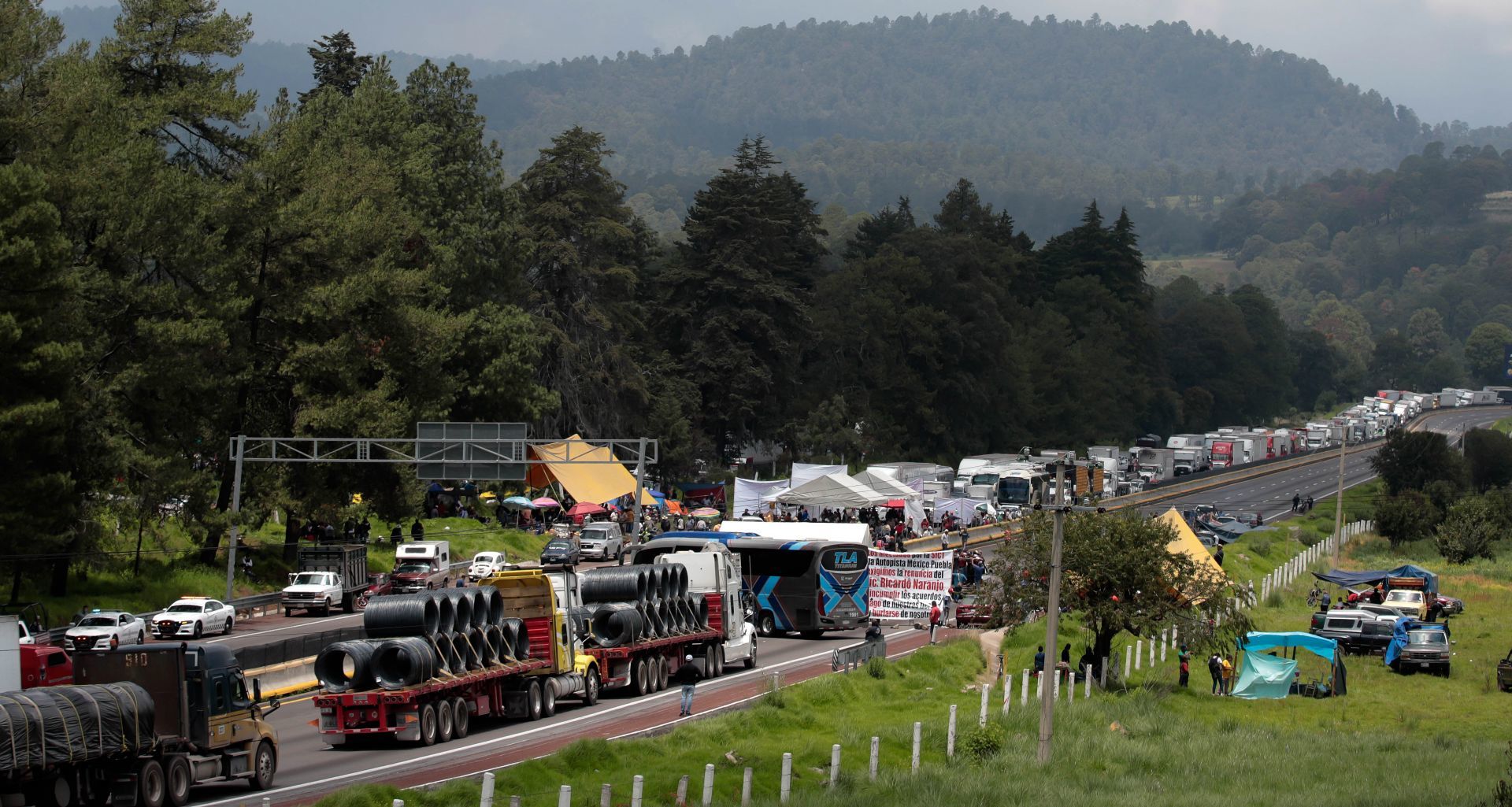 Bloqueo Autopista México-Puebla.(Cuartoscuro)