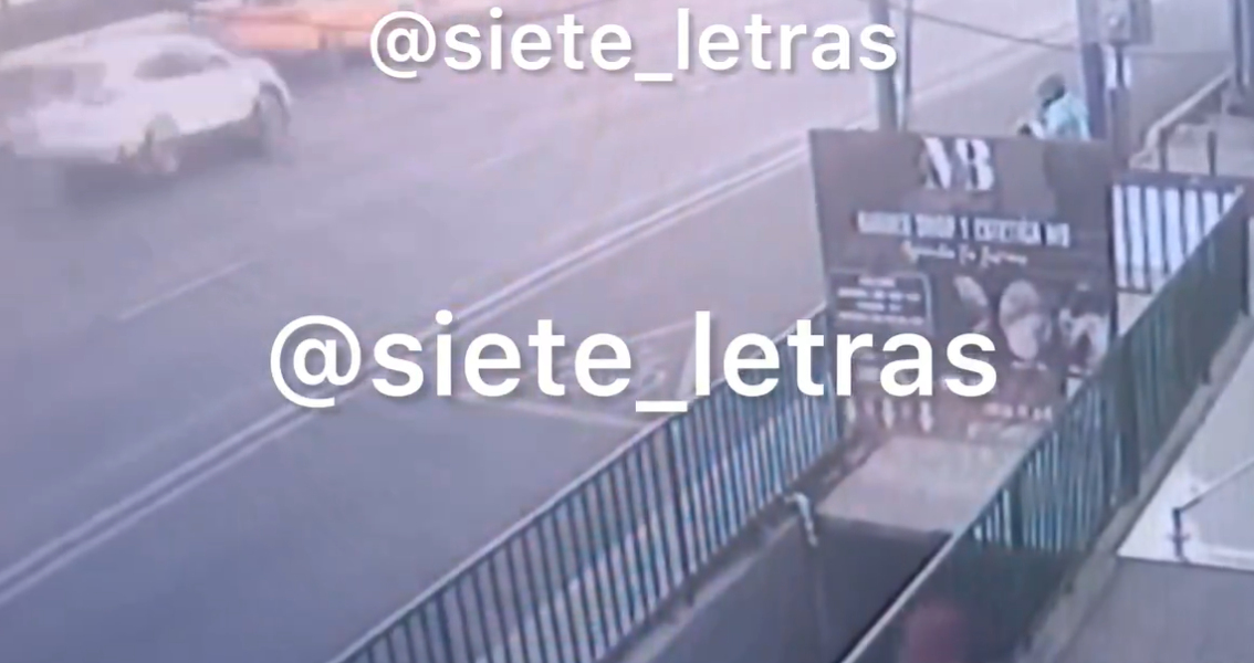 El asesino esperó largo tiempo.
