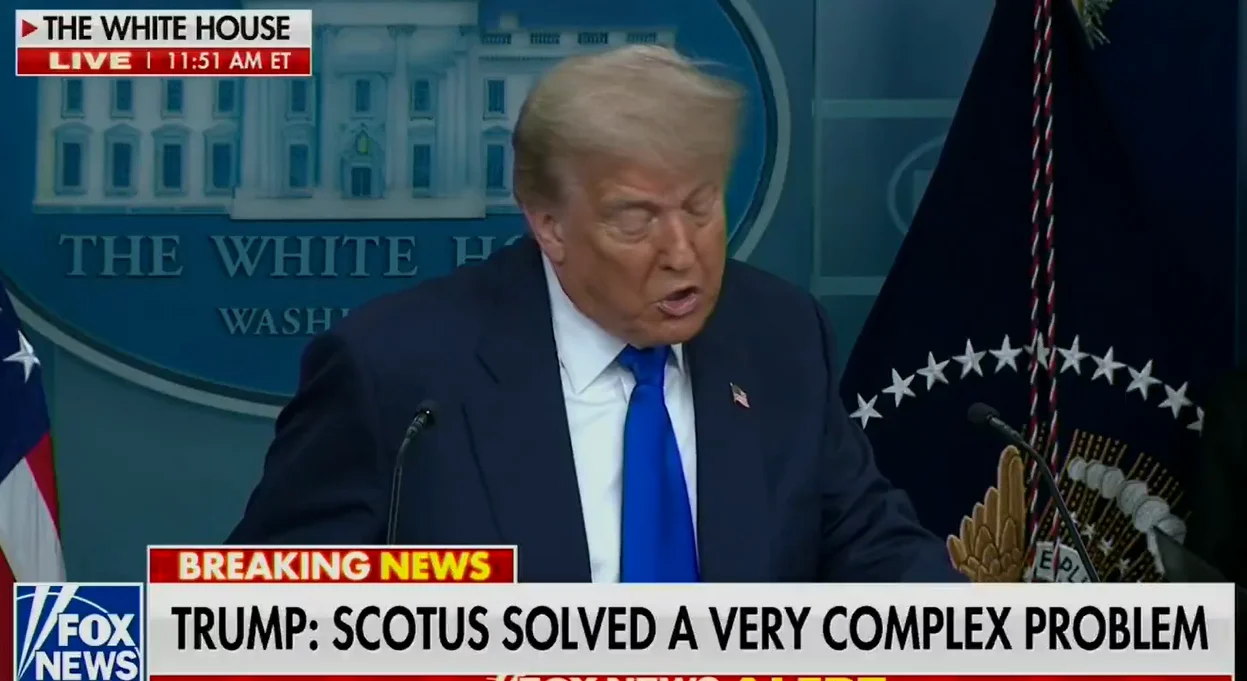 Donald Trump alaba la decisión de la Corte.