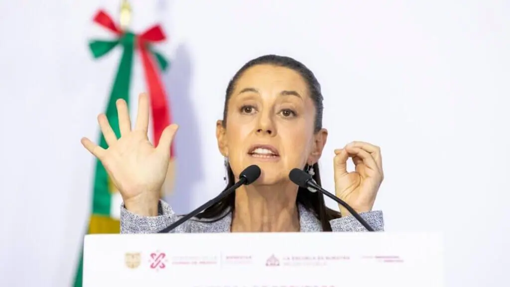 Sheinbaum metió reversa en varias de sus decisiones.