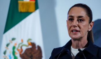 “Todos tenemos errores”: Sheinbaum ¿defiende? a López-Gatell