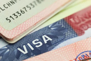 Imponen restricciones a visa TN para trabajadores en EU.