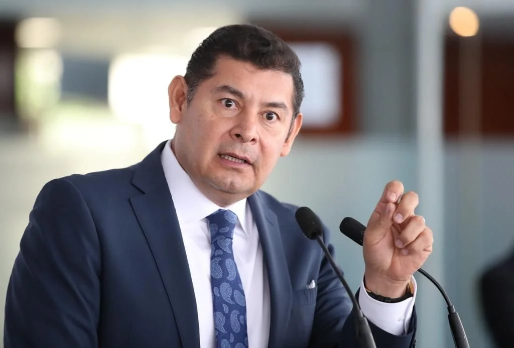 Alejandro Armenta quiere meter mano en Canacar y Concamin.