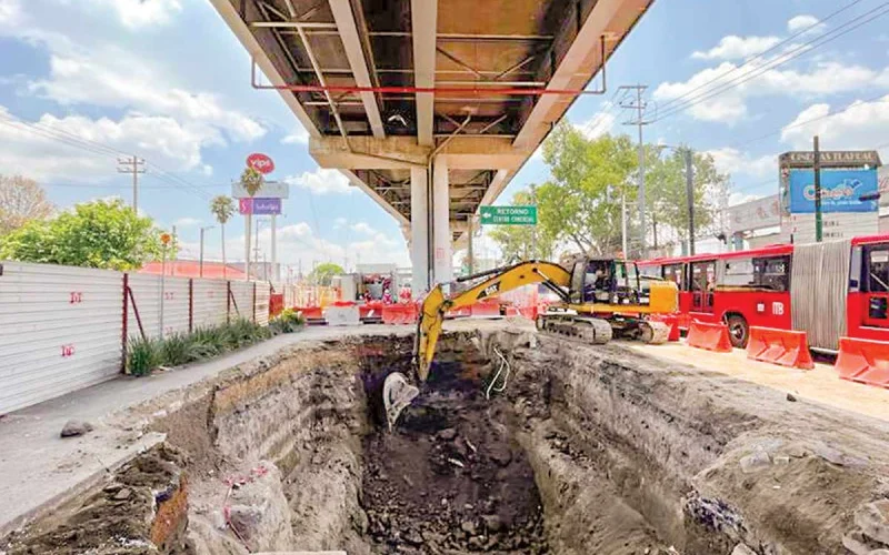 Trabajos de rehabilitación de la Línea 12 del Metro.