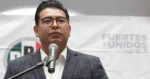 La renunccia de Néstor Camarillo reduce a cuarta a fuerza al PRI en el Senado.
