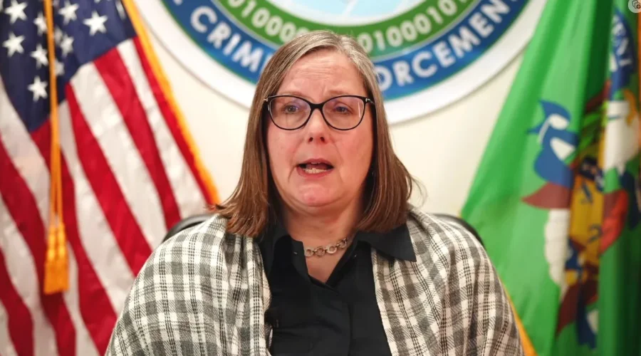 Andrea Gacki, directora de FinCen..
