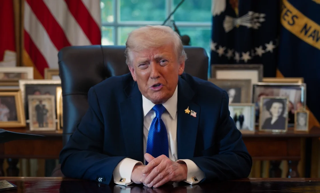 Donald Trump llama a Israel a parar ataques en Gaza.