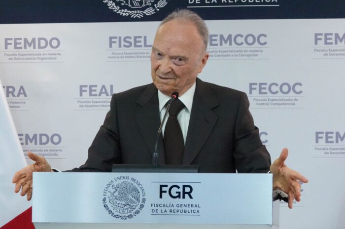 Gertz Manero en conferencia sobre el Rancho Izaguirre. (Cuartoscuro(Archivo)