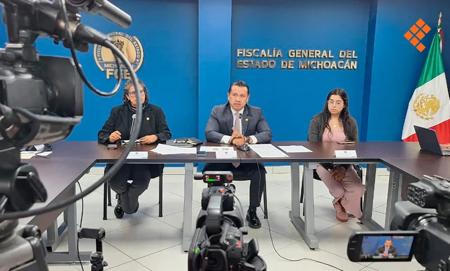 Carlos Torres Piña, fiscal de Michoacán.