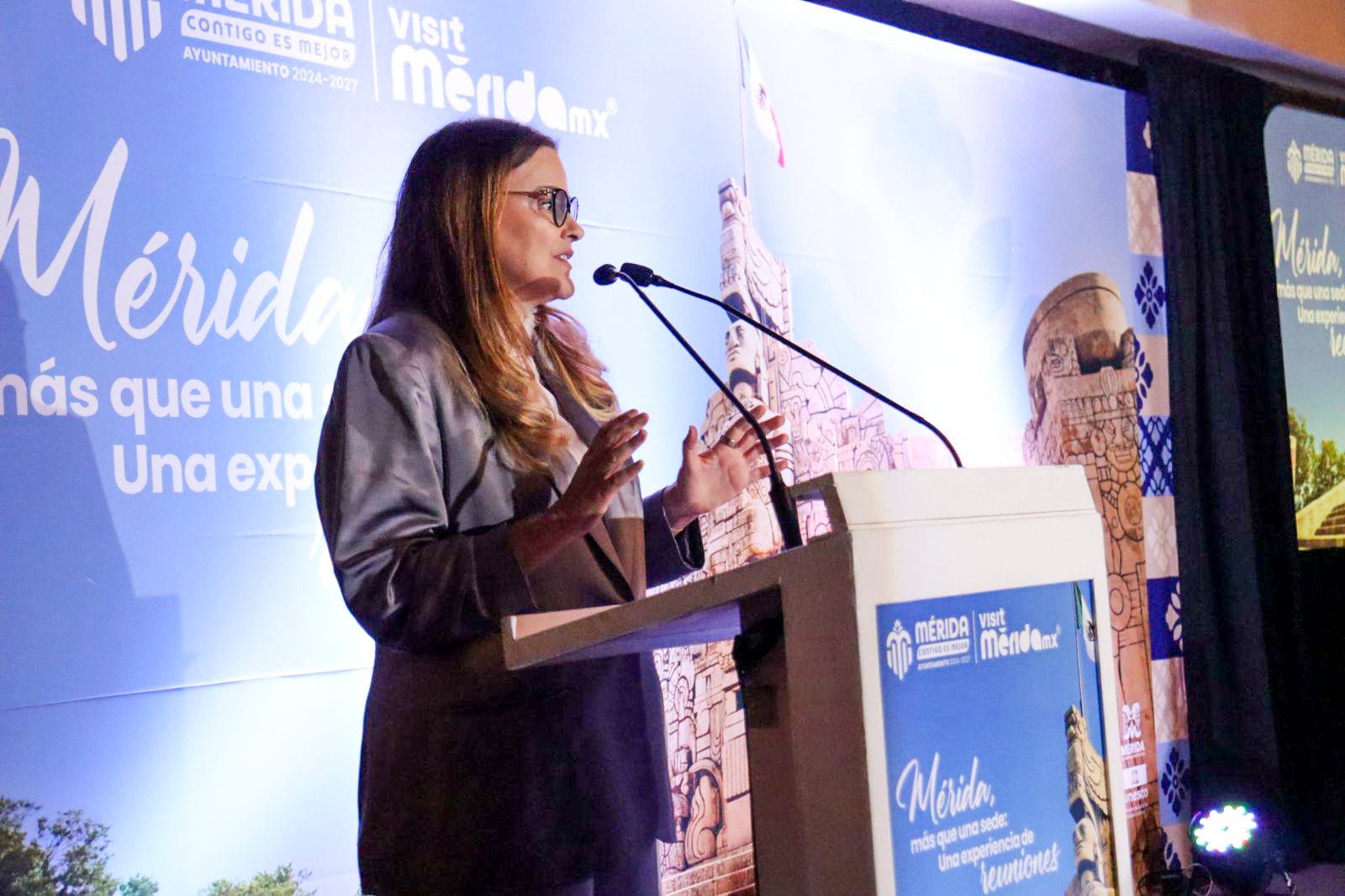 La alcaldesa de Mérida Cecilia Patrón Laviada.