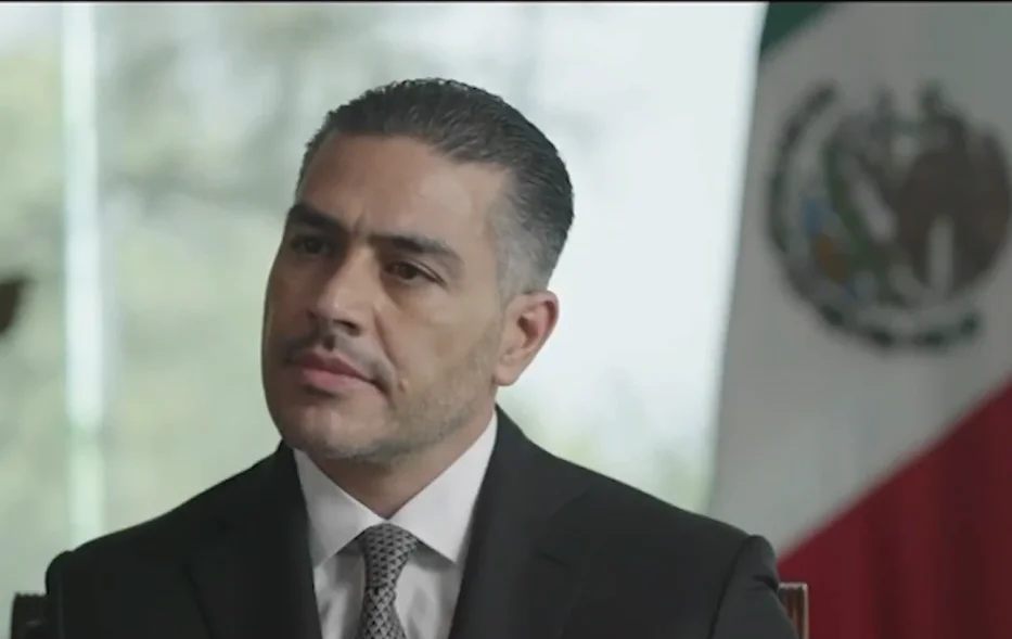 Omar García Harfuch en entrevista exclusiva con Newsmax sobre el abatimiento de 'El Mencho'.