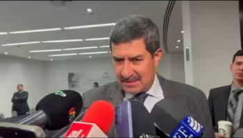 Tarde o temprano Maru Campos tendrá que responder: Javier Corral