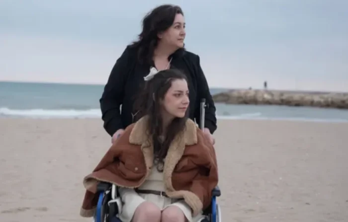 Noelia y su madre, durante la última entrevista que dio para Antena 3.