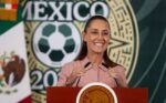 Golpe de timón de Sheinbaum: abrirá consulta con todos los maestros en lugar de sólo CNTE Golpe de timón de Sheinbaum: abrirá consulta con todos los maestros en lugar de sólo CNTE