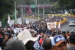 Avanza entre el caos la vibra mundialista en Zócalo y Estadio Azteca 