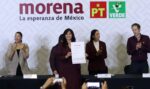 Arranca pasarela de la 4T: acusa al PAN de copiarle Arranca pasarela de la 4T: acusa al PAN de copiarle