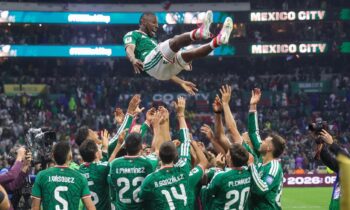 México hace historia con el arco en cero ¡y llega al quinto partido! México hace historia con el arco en cero ¡y llega al quinto partido!