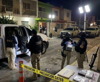 Abogados denuncian cateos ilegales en Guanajuato.