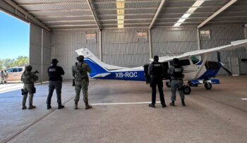 Con un Black Hawk e inteligencia de Estados Unidos capturan avioneta con 24 kilos de cocaína Con un Black Hawk e inteligencia de Estados Unidos capturan avioneta con 24 kilos de cocaína