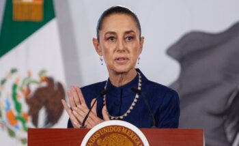 Viviendas del Infonavit dañadas en Veracruz: Sheinbaum lee comunicado, mientras siguen los contratos Viviendas del Infonavit dañadas en Veracruz: Sheinbaum lee comunicado, mientras siguen los contratos