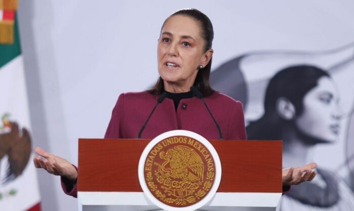 Sheinbaum urge a la UNAM a encontrar una solución al examen de ingreso Sheinbaum urge a la UNAM a encontrar una solución al examen de ingreso