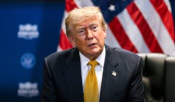 Trump amenaza a Irán con “1,000 misiles” tras rumores sobre plan para matarlo Trump amenaza a Irán con “1,000 misiles” tras rumores sobre plan para matarlo